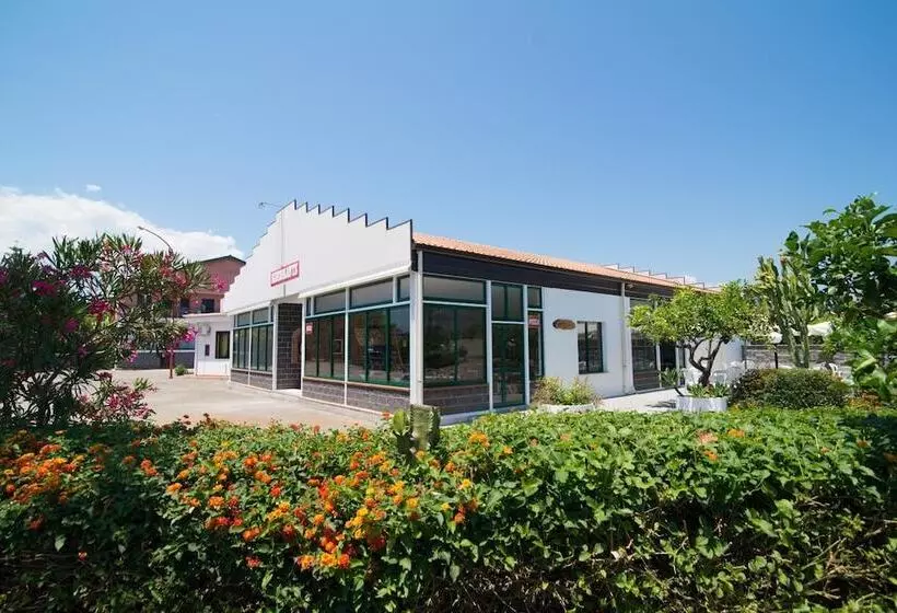 Hotel Villaggio Alkantara