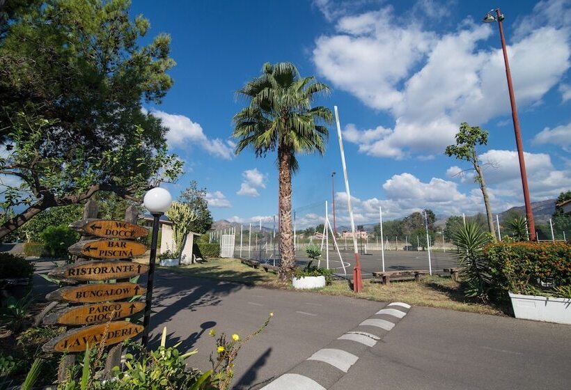 فندق Villaggio Alkantara