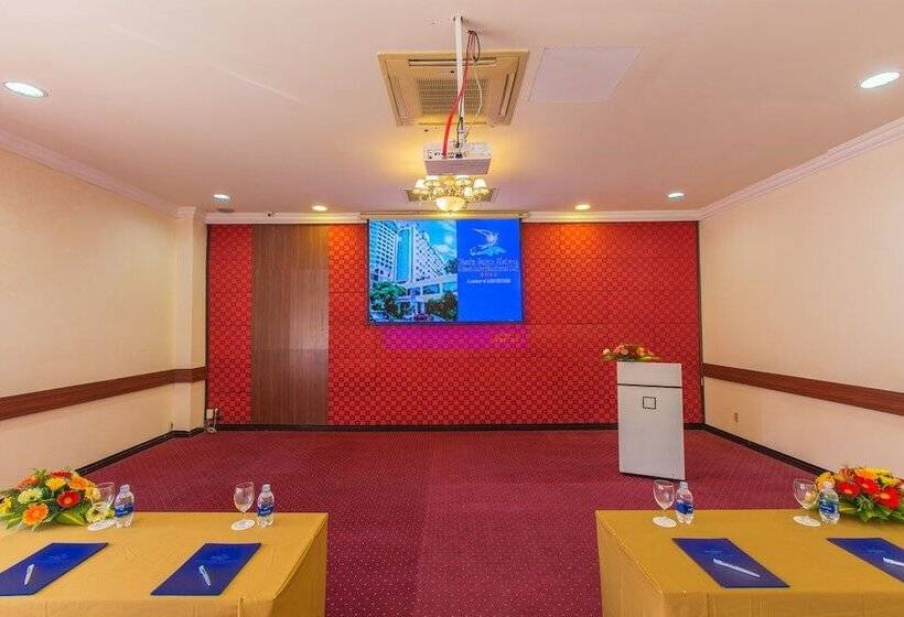 Yasaka Saigon Nha Trang Hotel & Spa