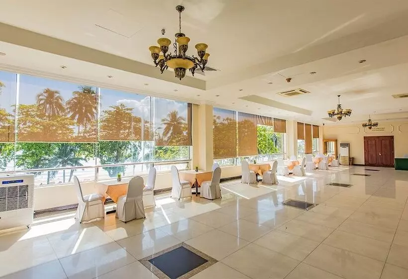 Yasaka Saigon Nha Trang Hotel & Spa