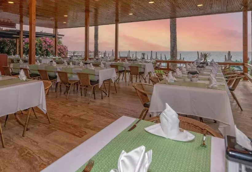 Meryan Hotel All Inclusive