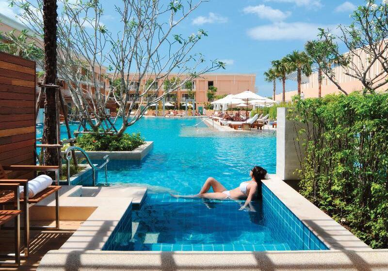 リゾートホテル M Social Hotel Phuket