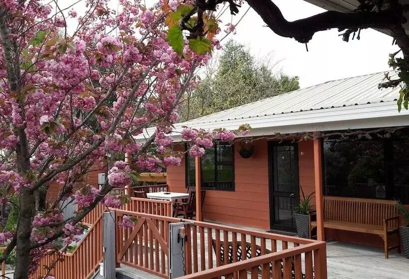 Serenity Motels