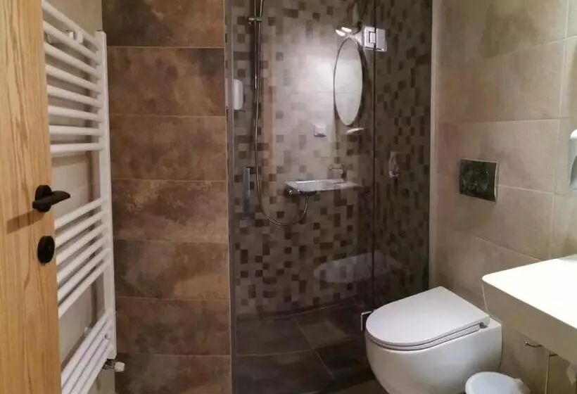 تختخواب و صبحانه Boutique Hotel St Nikolas By Skar