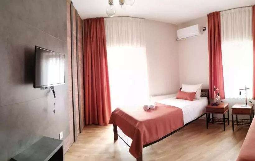 تختخواب و صبحانه Boutique Hotel St Nikolas By Skar