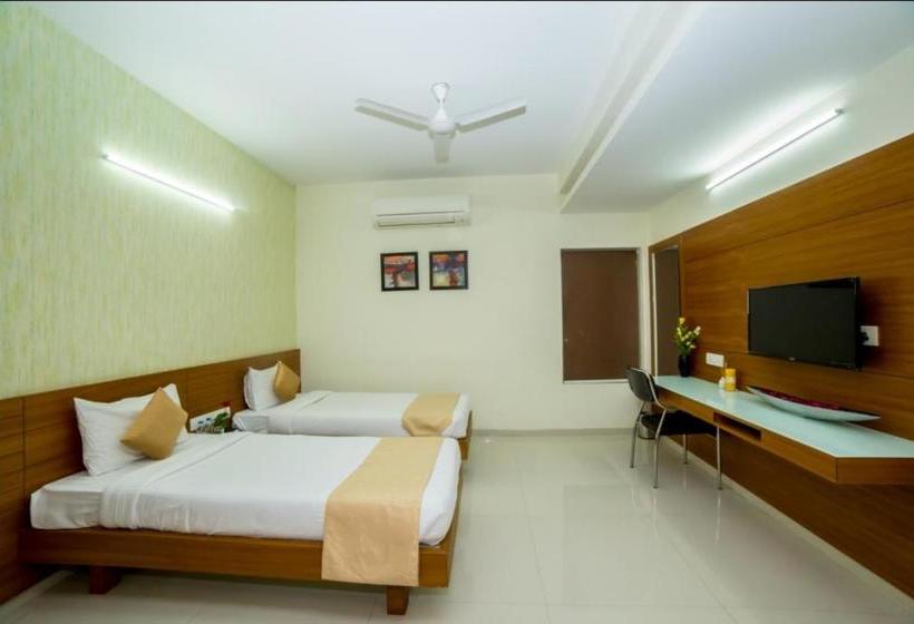 צימר Hill View Kondapur