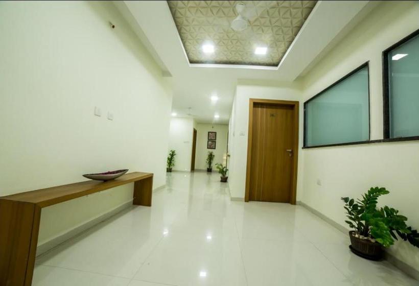 צימר Hill View Kondapur