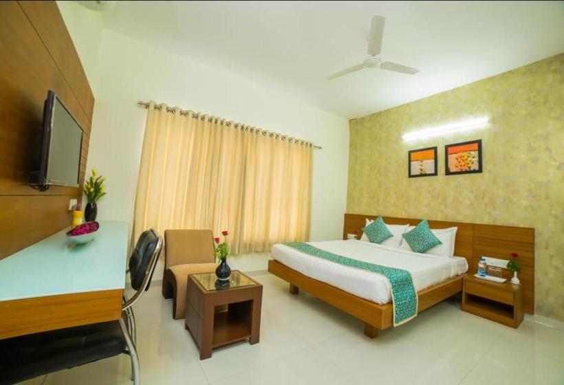 צימר Hill View Kondapur