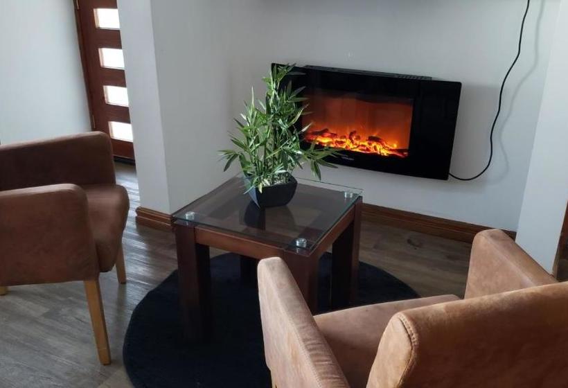 هتل Boutique Bordeluz