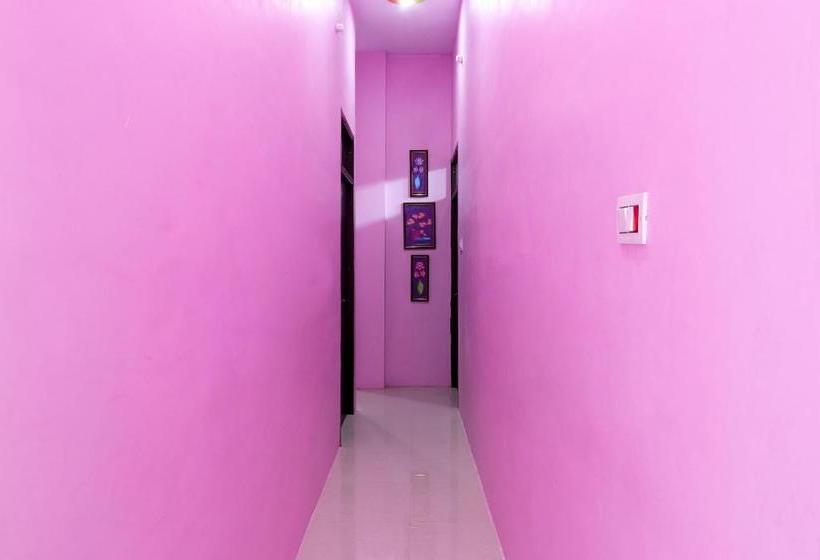 فندق Oyo 73984 Jatin