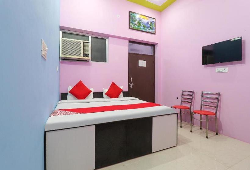 فندق Oyo 73984 Jatin