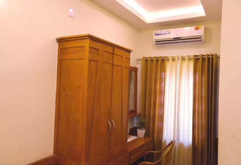 Hotelli Sapphire Inn