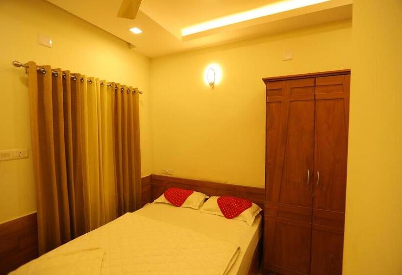 فندق Sapphire Inn