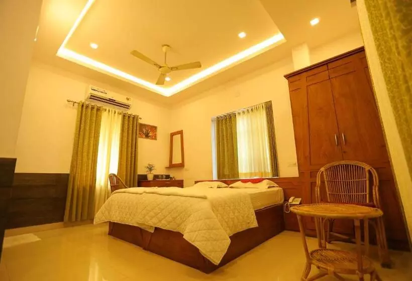 Hotelli Sapphire Inn