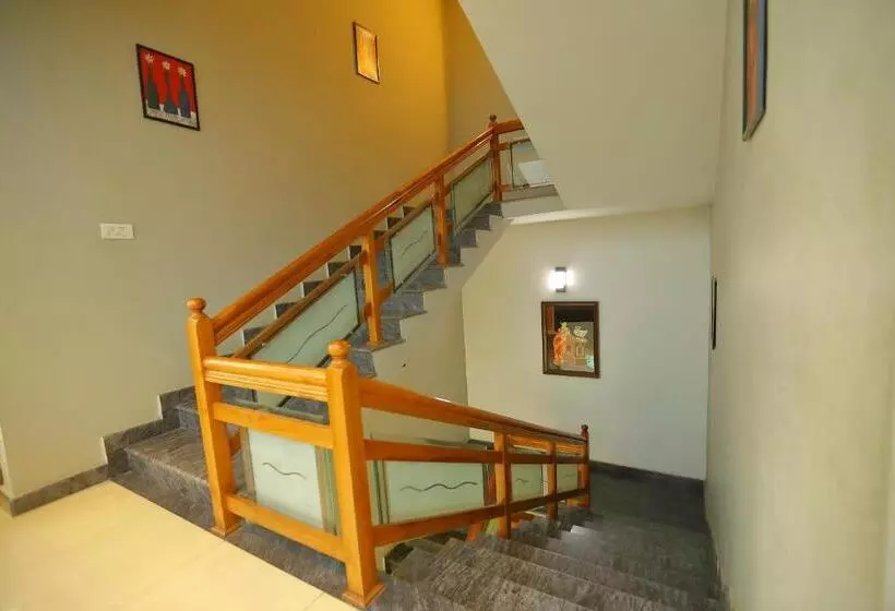 Hotelli Sapphire Inn