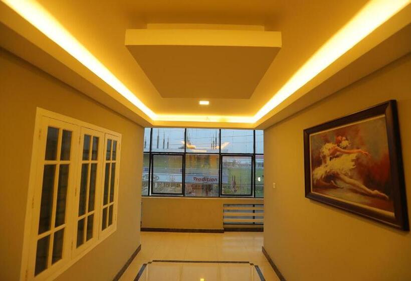 فندق Sapphire Inn