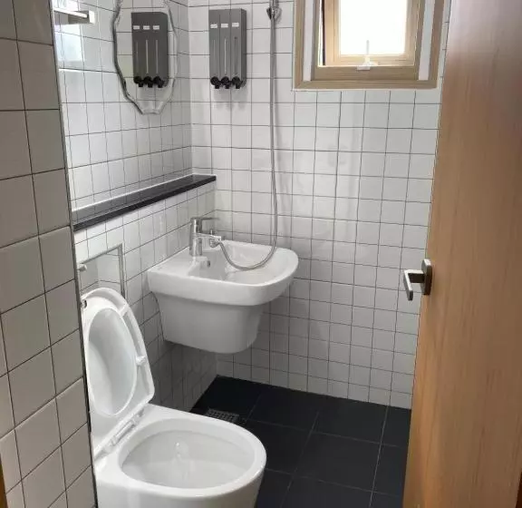 ペンション 38th Street Guesthouse