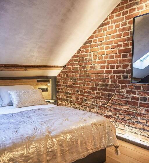 تختخواب و صبحانه Oniro Luxury Rooms & Wellness Suites