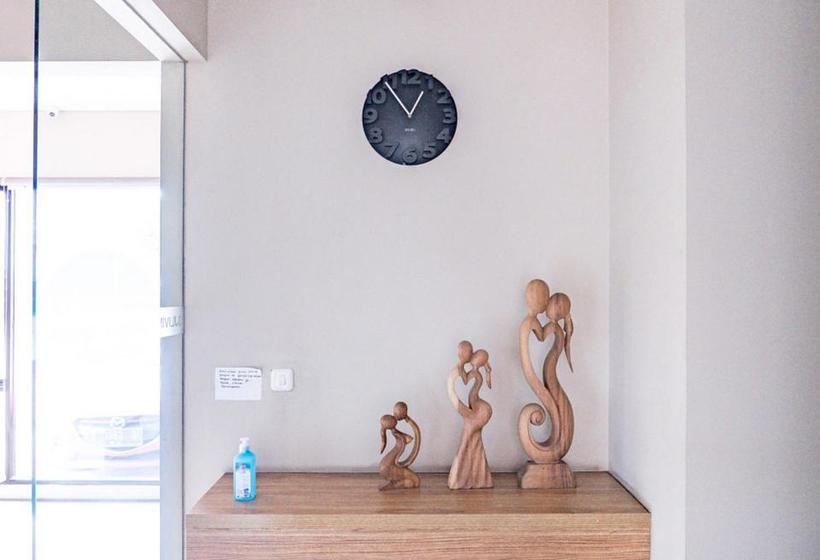 בית מלון כפרי 3j Living Lippo Karawaci