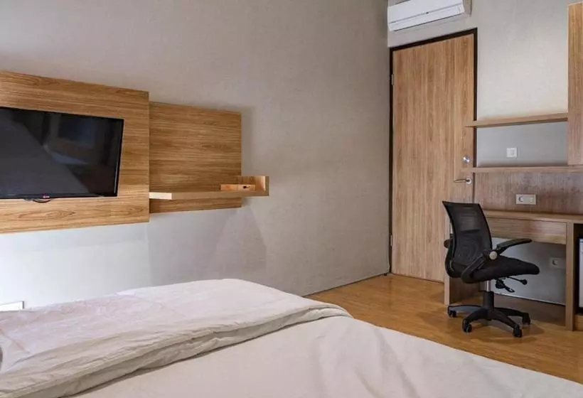 ホテル 3j Living Lippo Karawaci