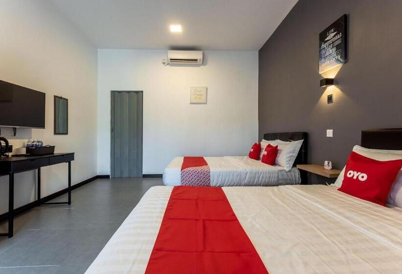 호텔 Oyo 90149 Pua Family Semporna