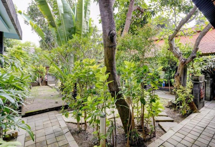 Hotel Oyo 90167 Kubu Gdk Pertiwi