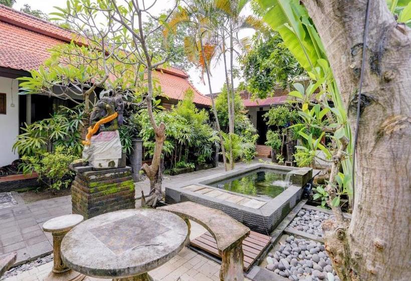 Hotel Oyo 90167 Kubu Gdk Pertiwi