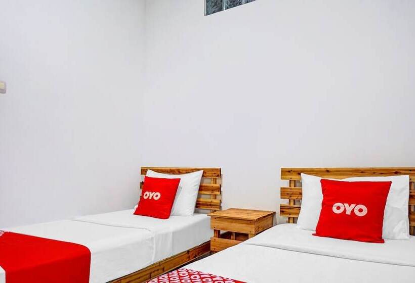 Hotell Oyo 90187 Puri Alissa Syariah