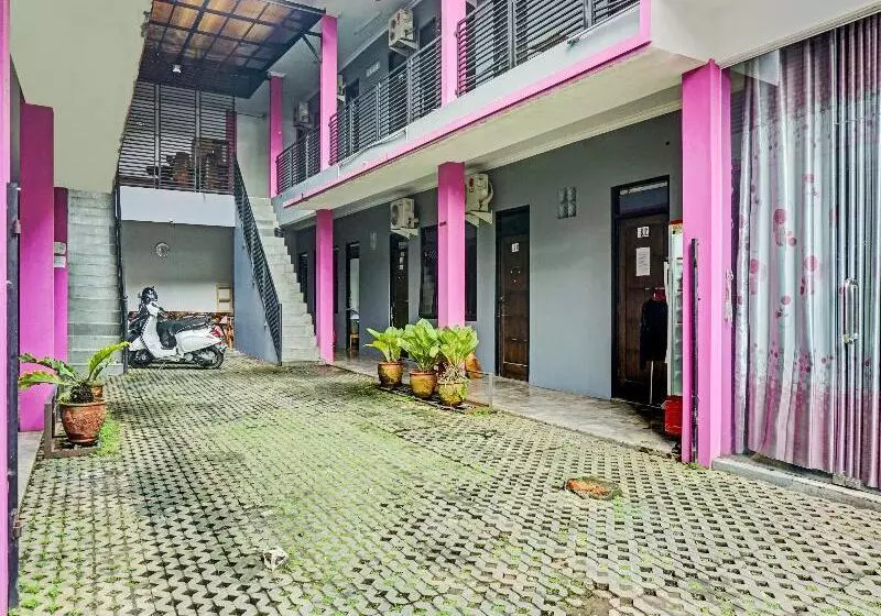 ホテル Oyo 90187 Puri Alissa Syariah