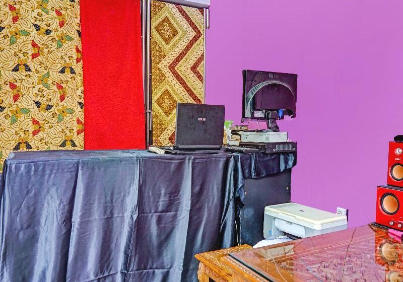 Hotell Oyo 90187 Puri Alissa Syariah