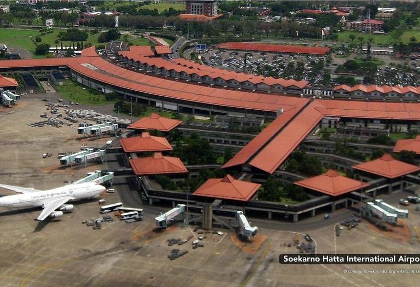 בית מלון כפרי Rika Akasa Apartment Bsd