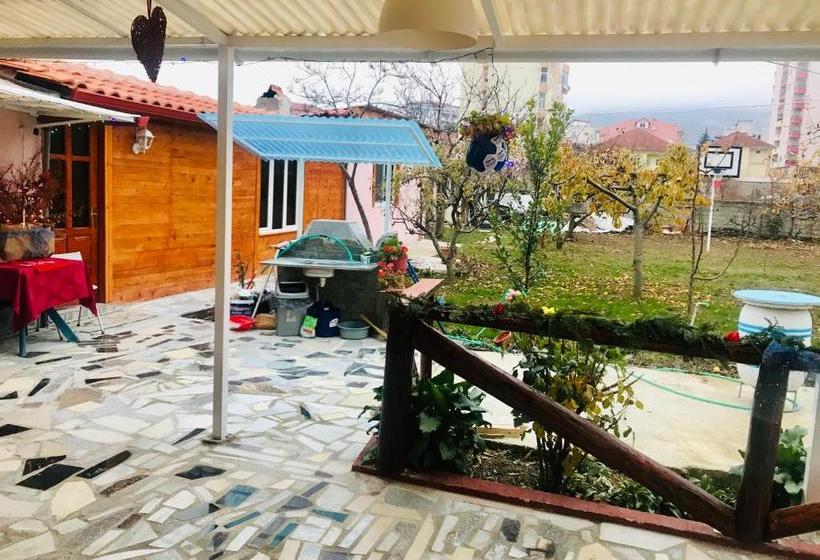 膳宿费 Traditional Cottage With Fireplace By Lake Ohrid