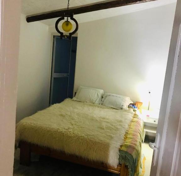 膳宿费 Traditional Cottage With Fireplace By Lake Ohrid