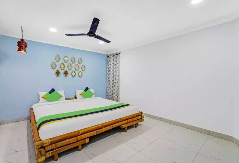 پانسیون Treebo Signature Grande