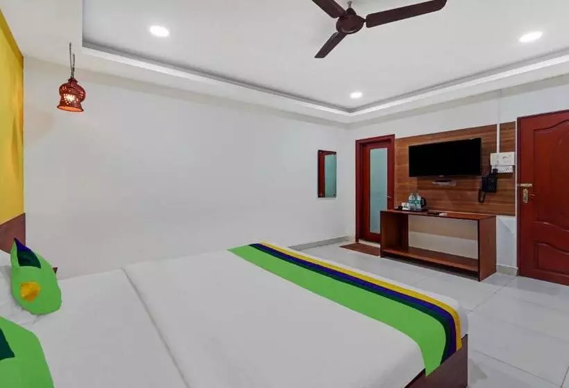 پانسیون Treebo Signature Grande