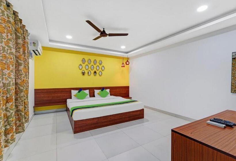 펜션 Treebo Signature Grande