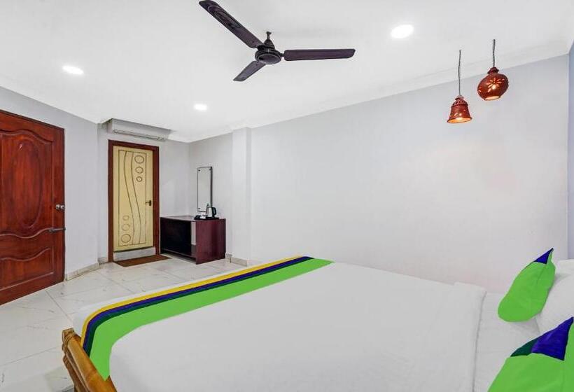 펜션 Treebo Signature Grande