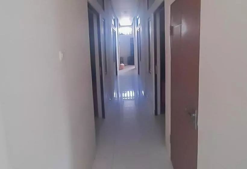 هتل Koolkost Syariah At Colombus Galuh Mas