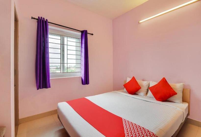 בית מלון כפרי Flagship Lotus Lakeview Apartments