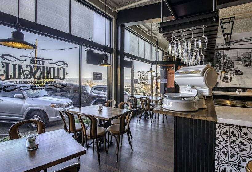 Отель The Clinkscale