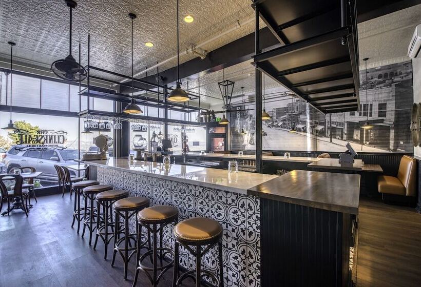 Отель The Clinkscale