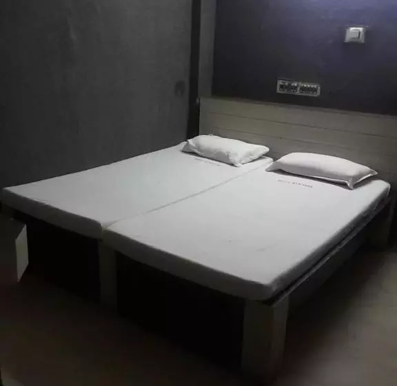 Hotelli Mim Park