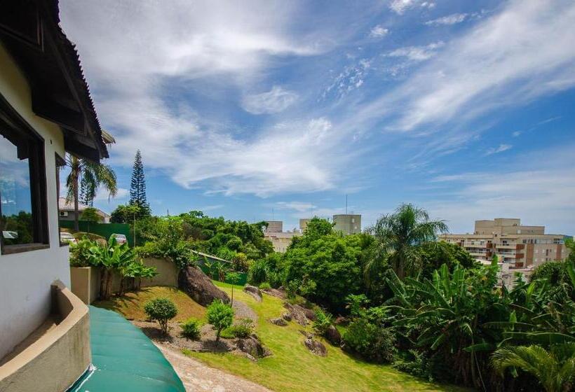 پانسیون Pousada Elfos