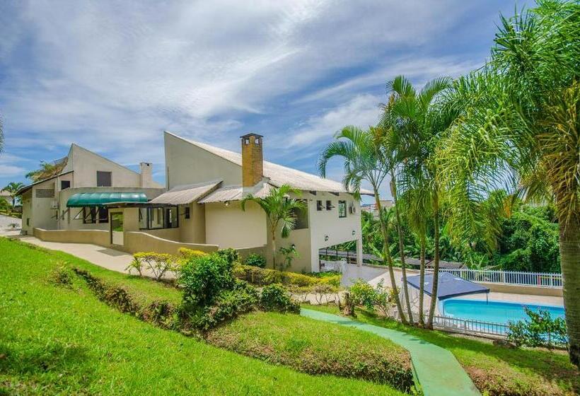 پانسیون Pousada Elfos