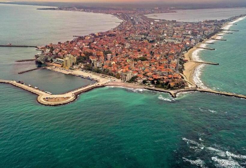 צימר Marina Sands Bijou Boutique   Excellent Choice For Travelers Visiting Obzor 2 4p