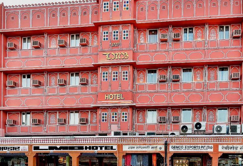 호텔 Capital O 76784 Lmb