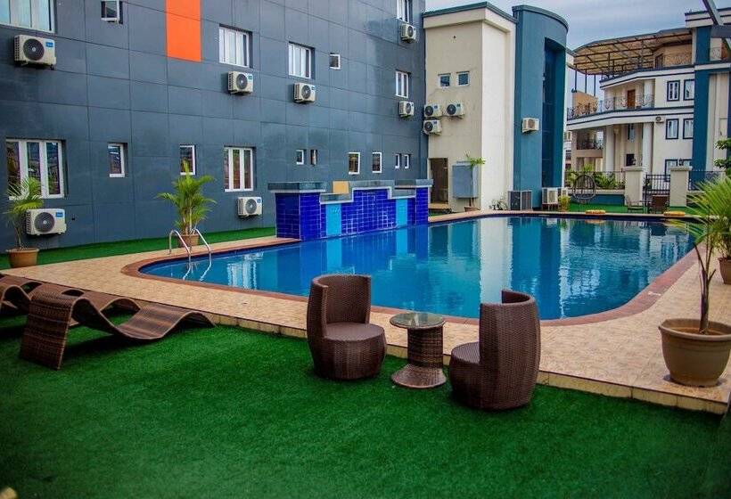 هتل Golden Tulip Grand Palazzo