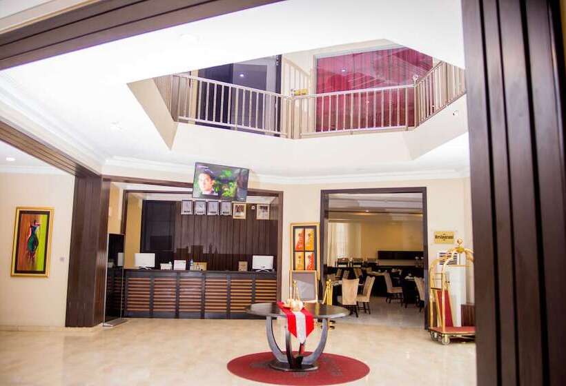 هتل Golden Tulip Grand Palazzo