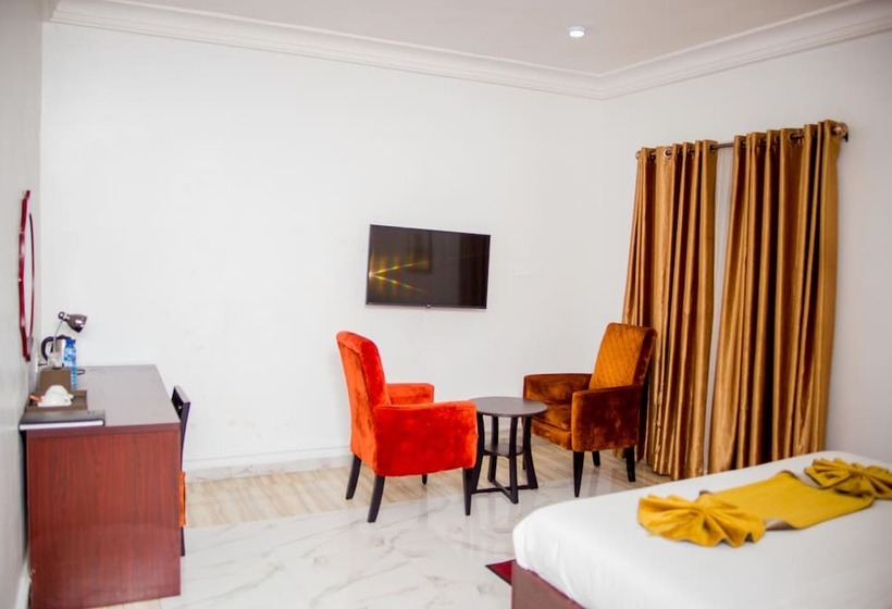 هتل Golden Tulip Grand Palazzo