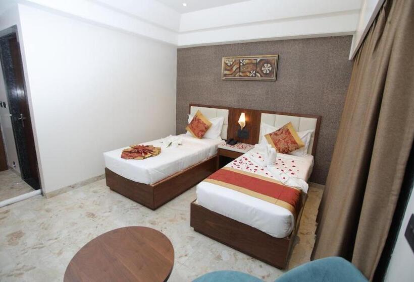 Отель The Grand, Chittorgarh